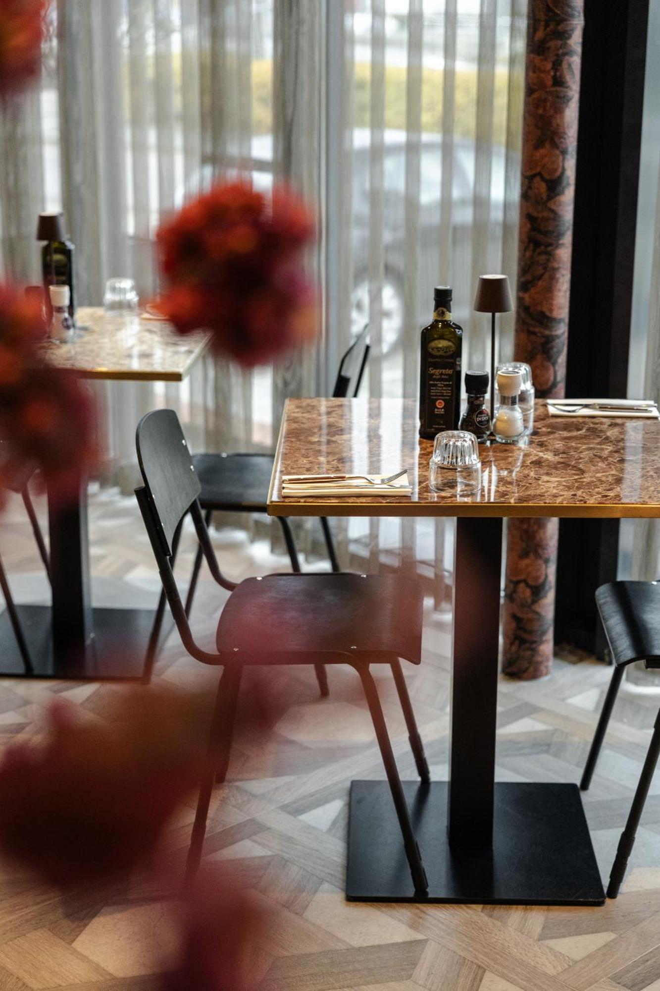 הופדורפ Hotel Twenty-Three Amsterdam Airport מראה חיצוני תמונה